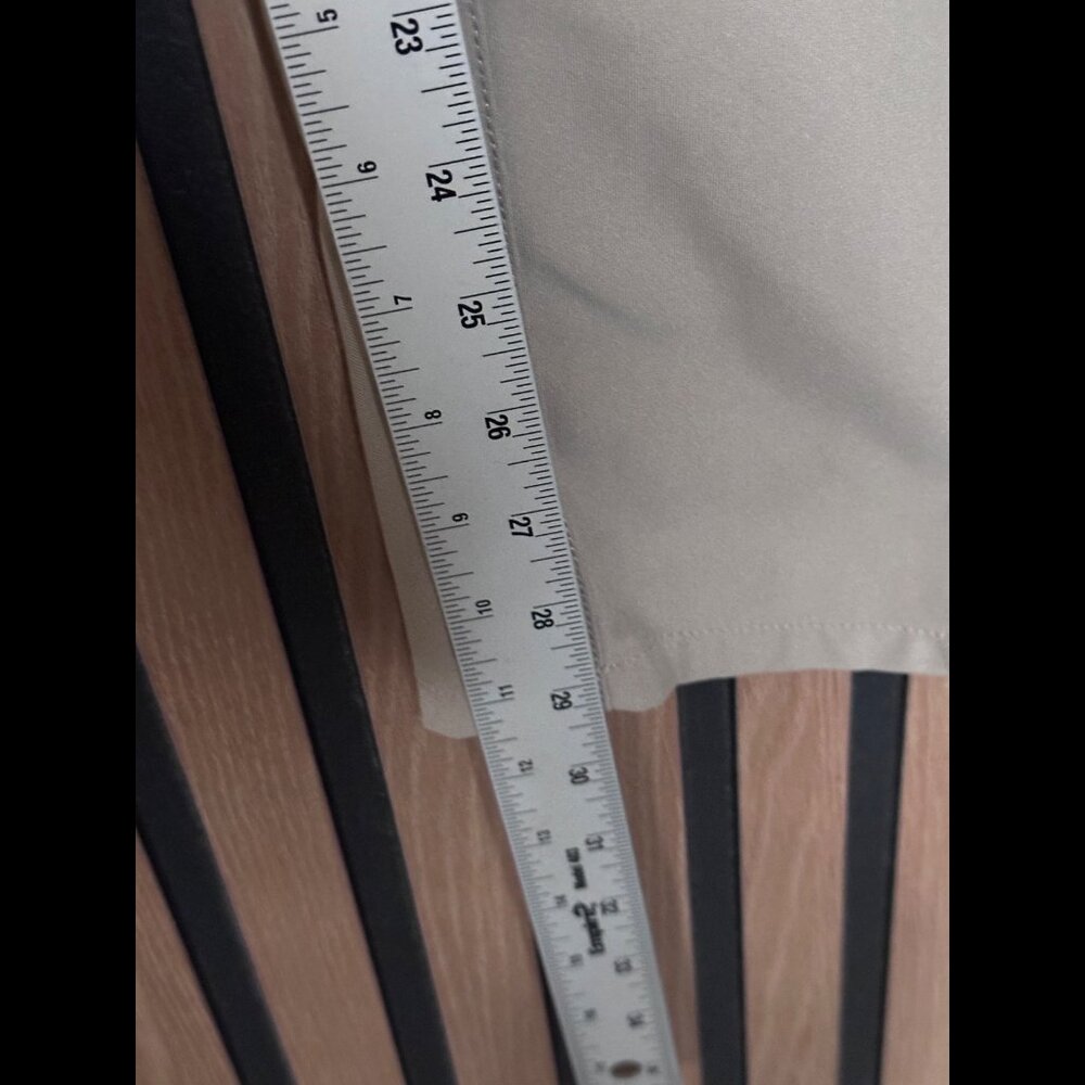 Johnnie O Pants 16 Womens Beige Khaki Low Rise Prep-Formance 100% Poly - Picture 5 of 8